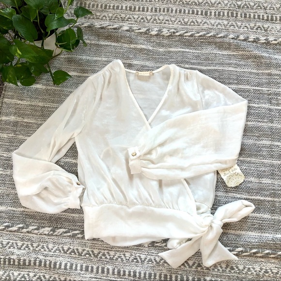 Altar'd State Tops - Altar’d State Ivory Wrap Long Sleeve Blouse xs Top